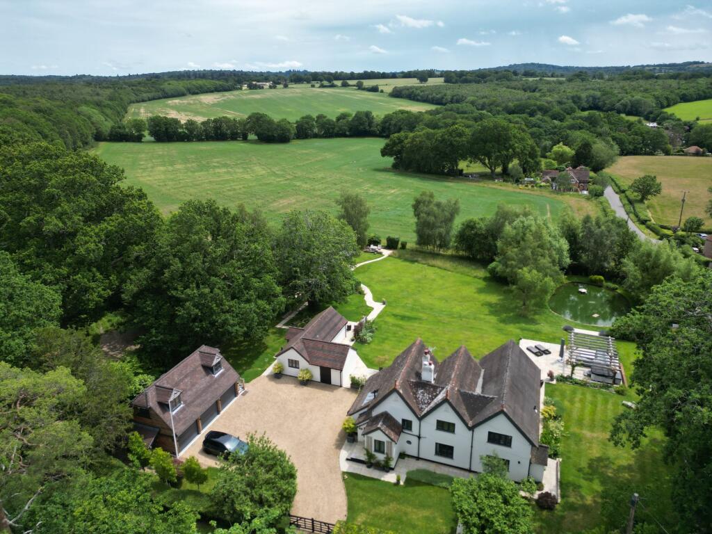 House in Wealden, Withyham - View 4