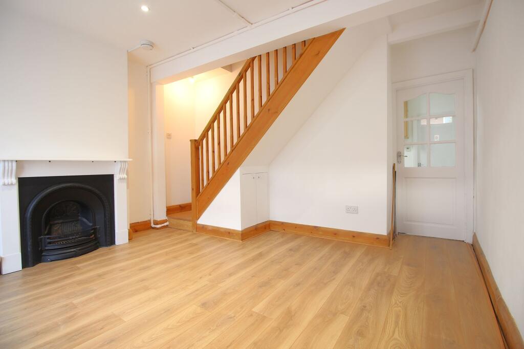 House in Twickenham - View 2