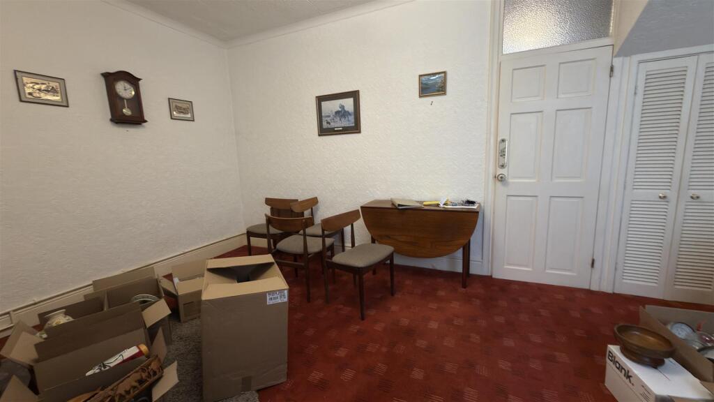 House in Cardiff, Aberaman South - View 4