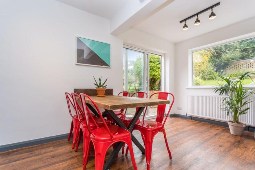 1 bedroom semi-detached house for rent