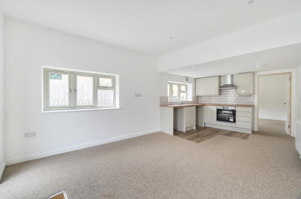Apartment in Dorchester