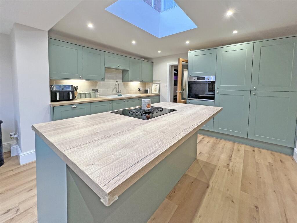 Station Road, Dawley, Telford, Shropshire, TF4 photo 2