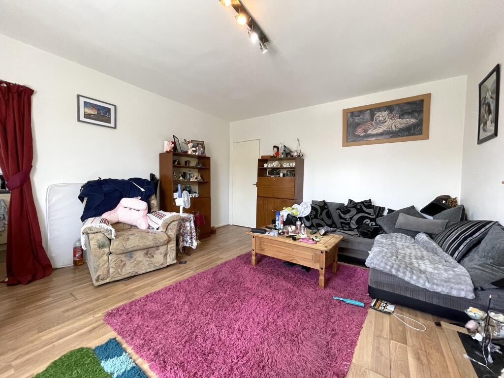 Apartment in Stockport - More