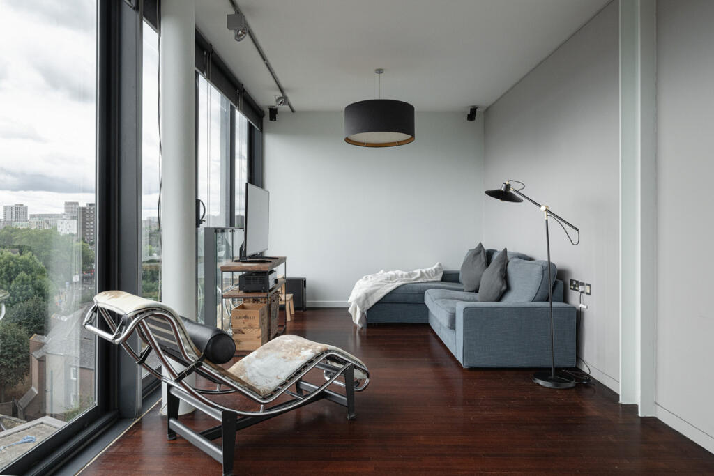 Apartment in London - View 5