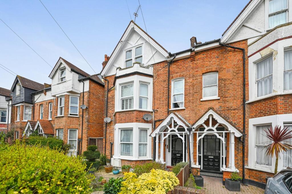 Main image of property: Buxton Gdns, Acton