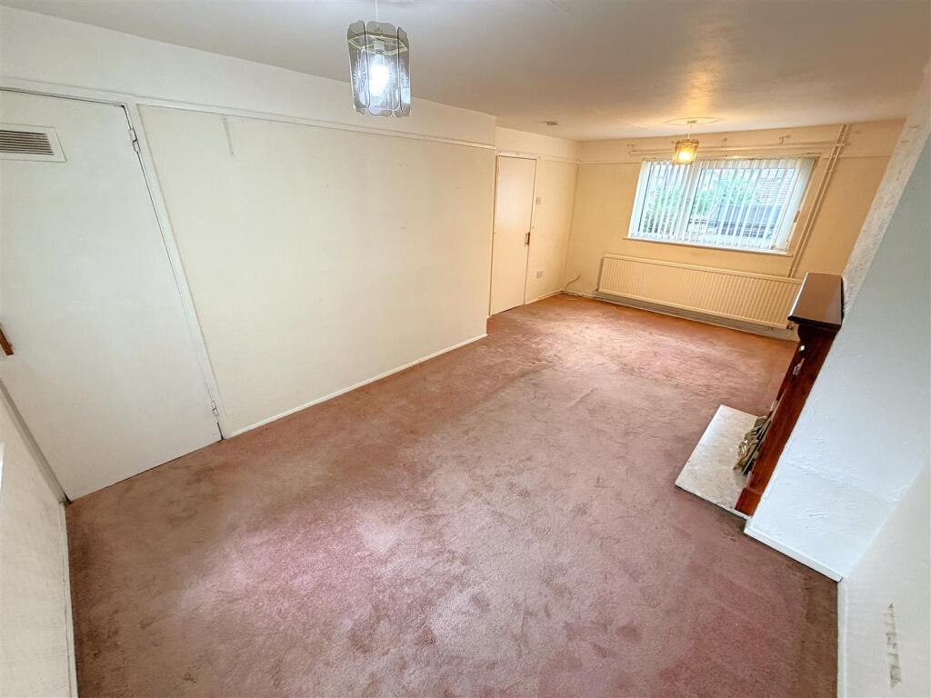 House in Northampton - View 2
