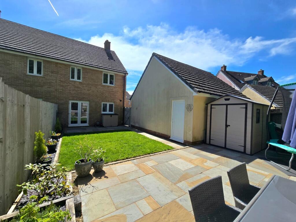 House in Coity, Parc Derwen - View 3