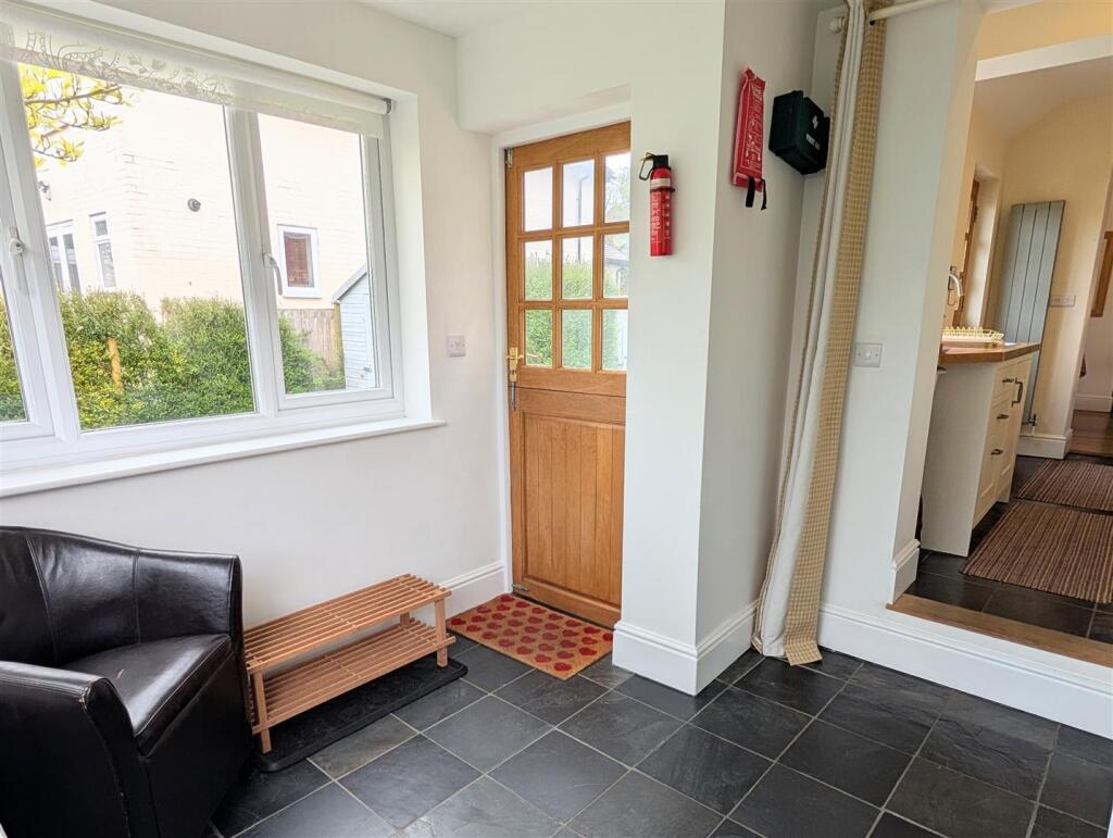 Magnolia Cottage, 50 Watling Street South, Church Stretton, SY6 7BQ photo 2