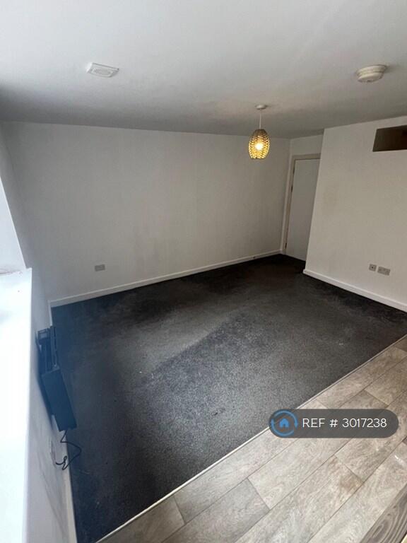 Apartment in Nottingham - View 2