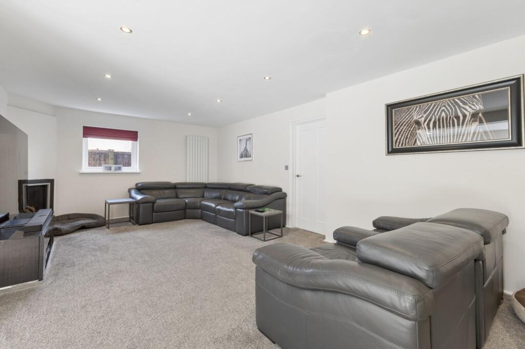 House in Hart, Crondall - View 5