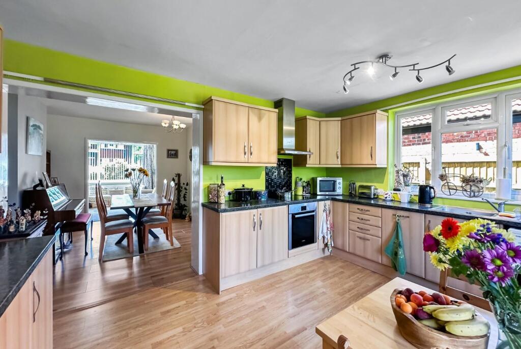 Alexander Drive, Timperley – pohled 4