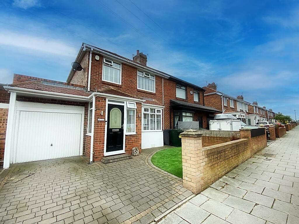 3-bed semi-detached on Ennerdale Road, Walkerdene, £210,000