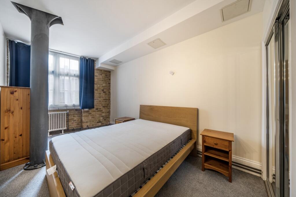 Apartment in London, Canada Water, Rotherhithe - More