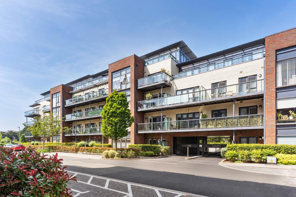 Main image of property: 17 Eustace Court, Cualanor, Dun Laoghaire, Co Dublin, A96 EHY6