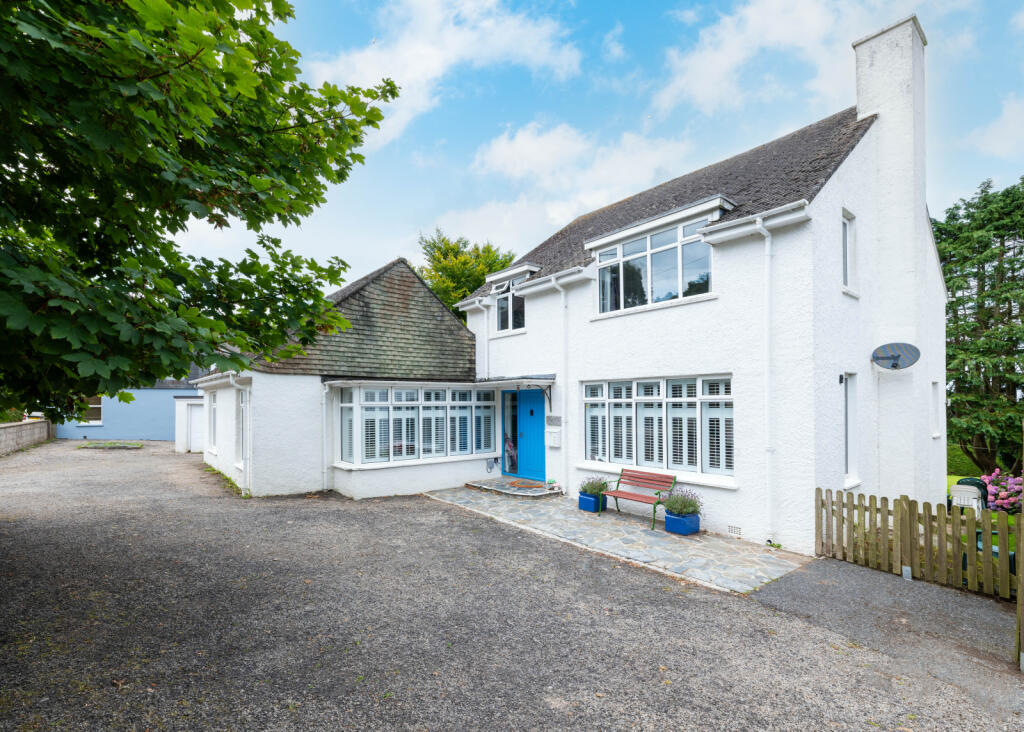 Main image of property: Pendoggett, PL30