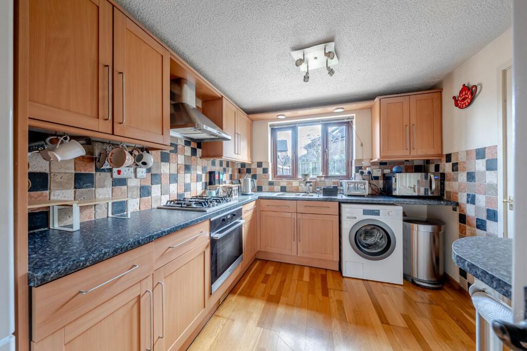 House in Leeds, Wetherby - View 2