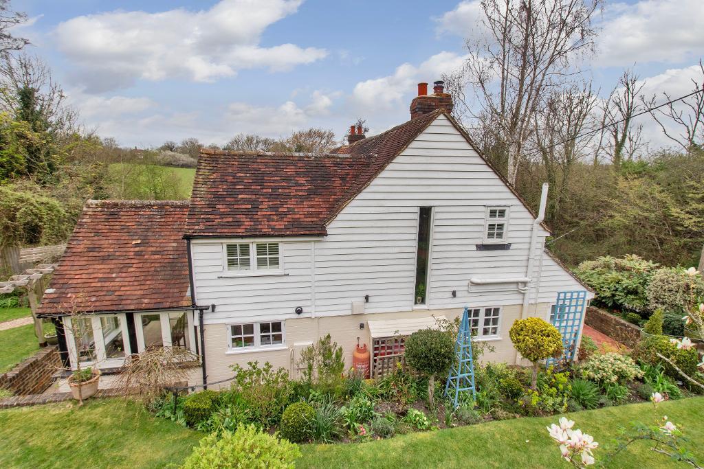 Main image of property: Dagg Lane, Ewhurst Green, E Sussex, TN32 5RD