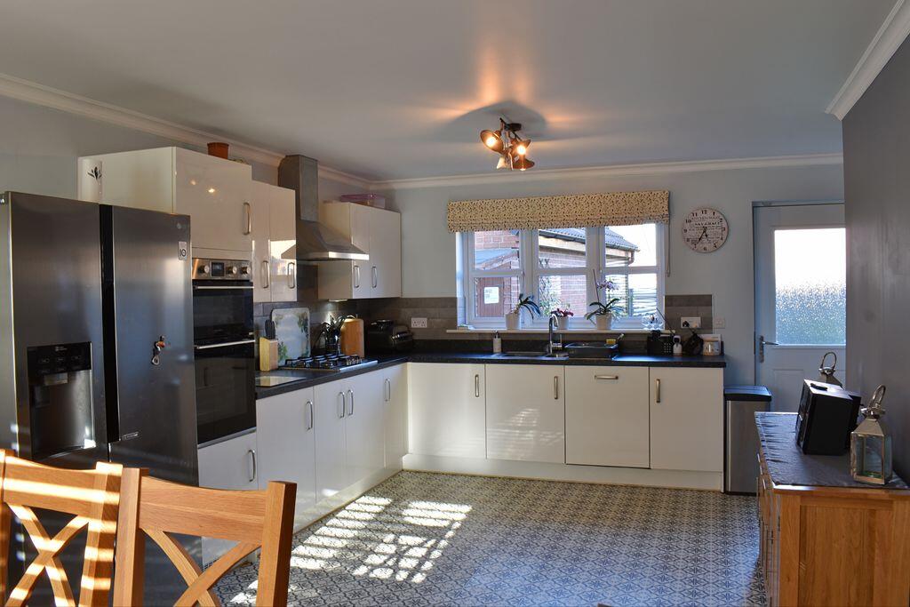 Ivy Bank, Witham St Hughs - View 5