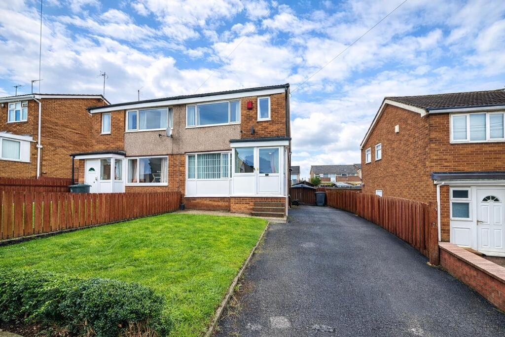 Main image of property: Quaker Lane, Cleckheaton