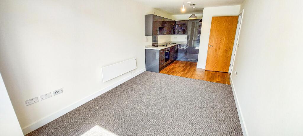 Apartment in Manchester - View 5