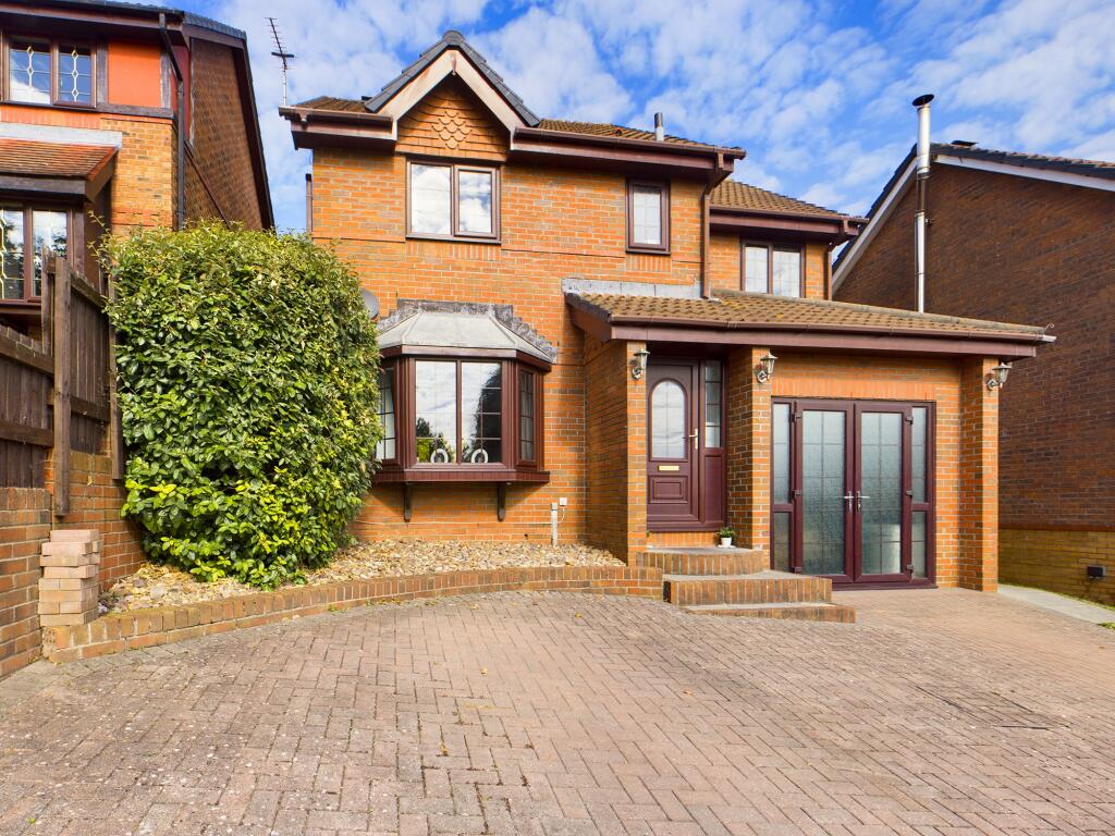 4-bed detached on St. Mellons Close, Undy, Caldicot, Monmouthshire, NP26, £399,950
