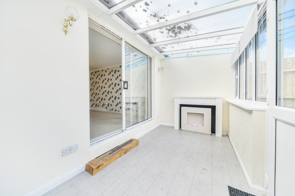 House in Worcester - More