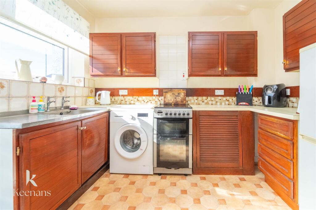 Additional image 11 of Kingsdale Avenue, Burnley