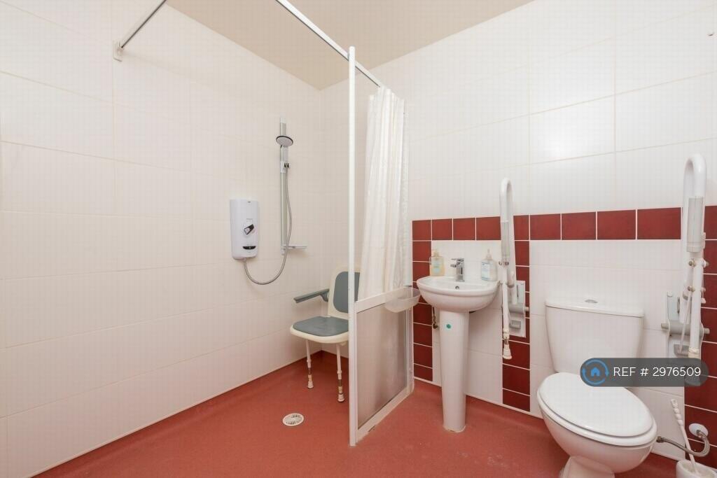 House in Rushmoor, Hampshire - More