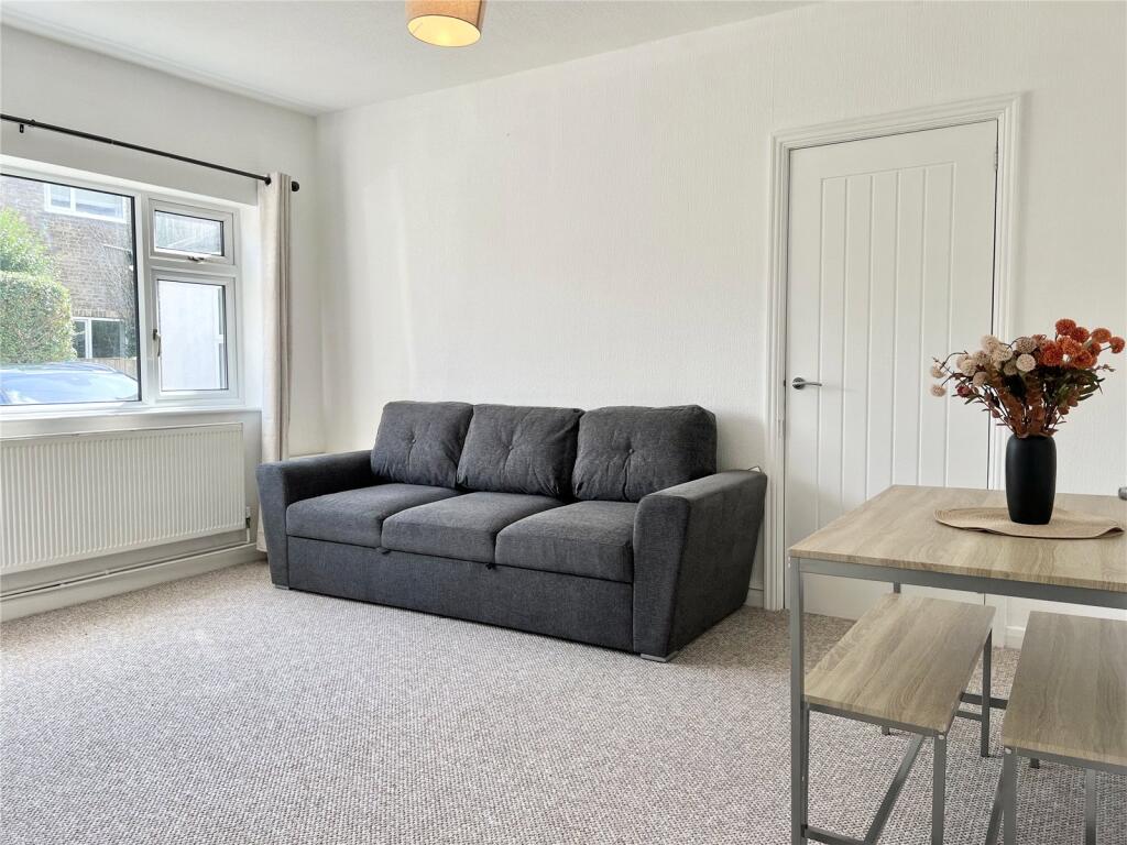 Main image of property: Grimsby Road, Cleethorpes, DN35