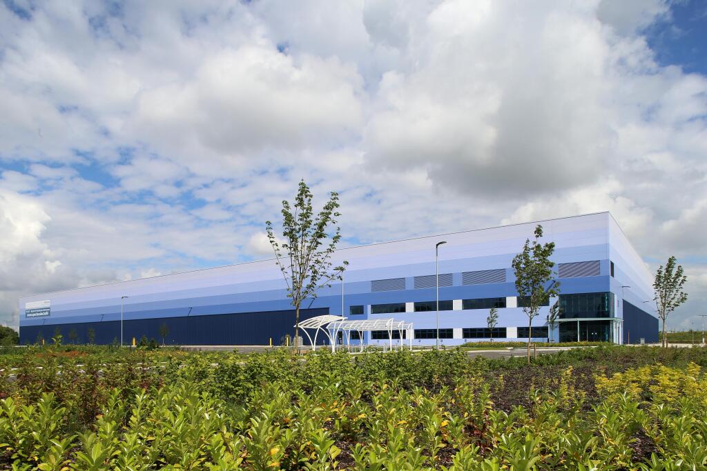 Latitude 186 External 4.jpg