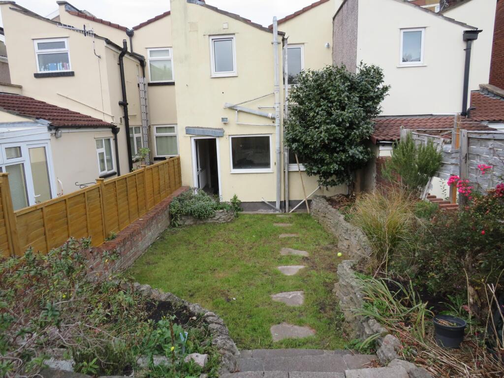 Main image of property: Gladstone Street