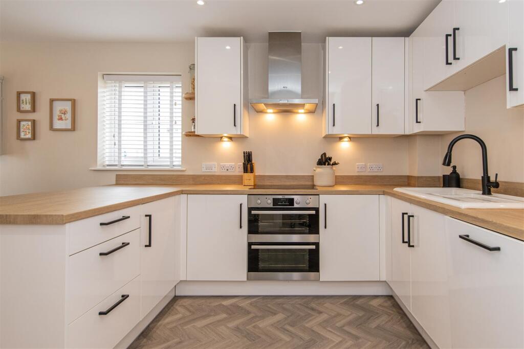 Lamport Way, Wellingborough – pohled 6