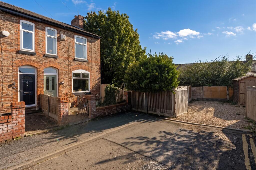 Main image of property: Lindow Street, Sale