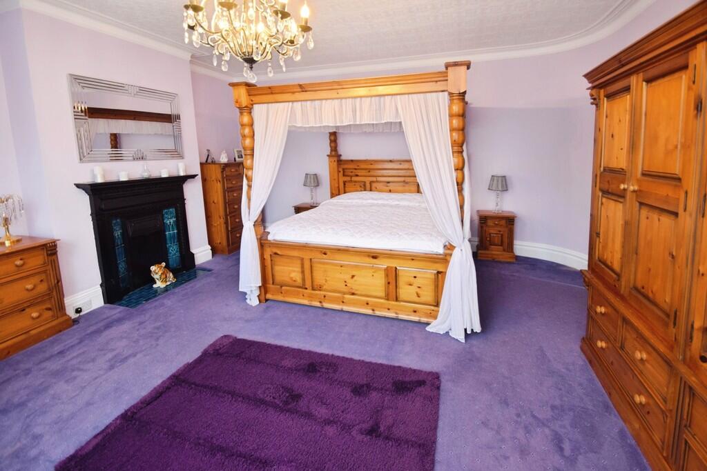 House in Bradford, Shipley - View 5