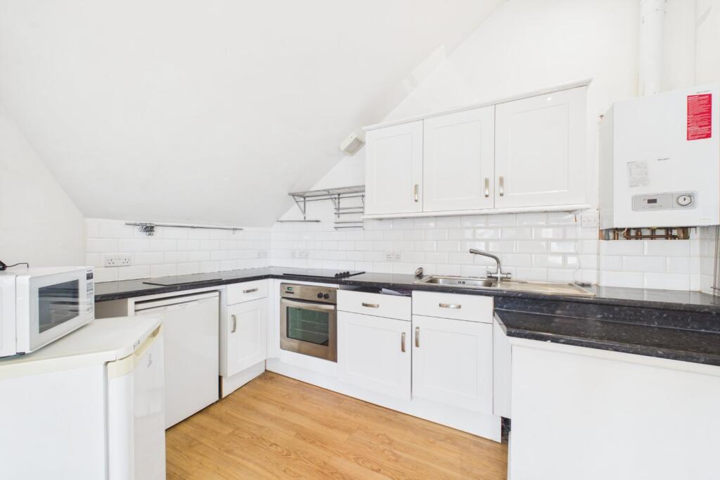 Tilehurst Road, Reading, Berkshire, RG30 - View 6