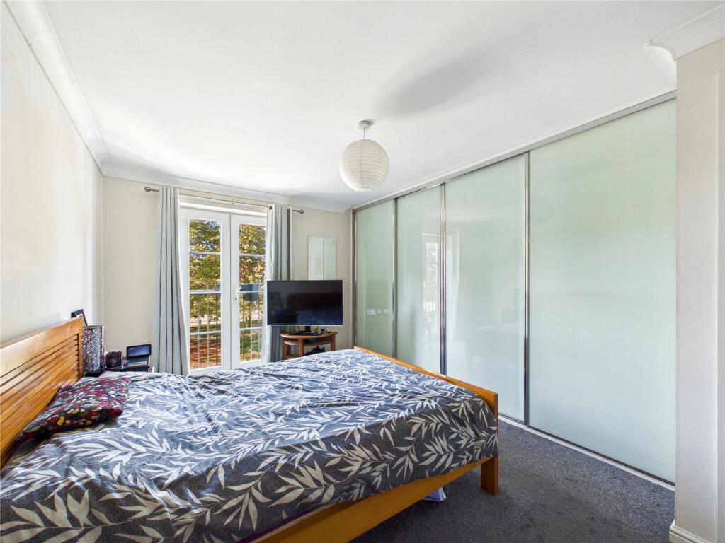 Apartment in Ipswich, Ravenswood - View 5