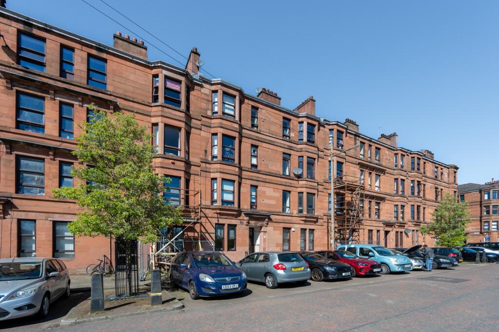 Main image of property: Langside Road, Flat 2-1, Govanhill, Glasgow, G42 7JQ