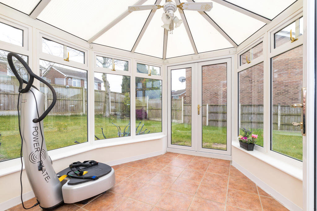 Kestrel Park, Ashurst, WN8 6TA photo 3
