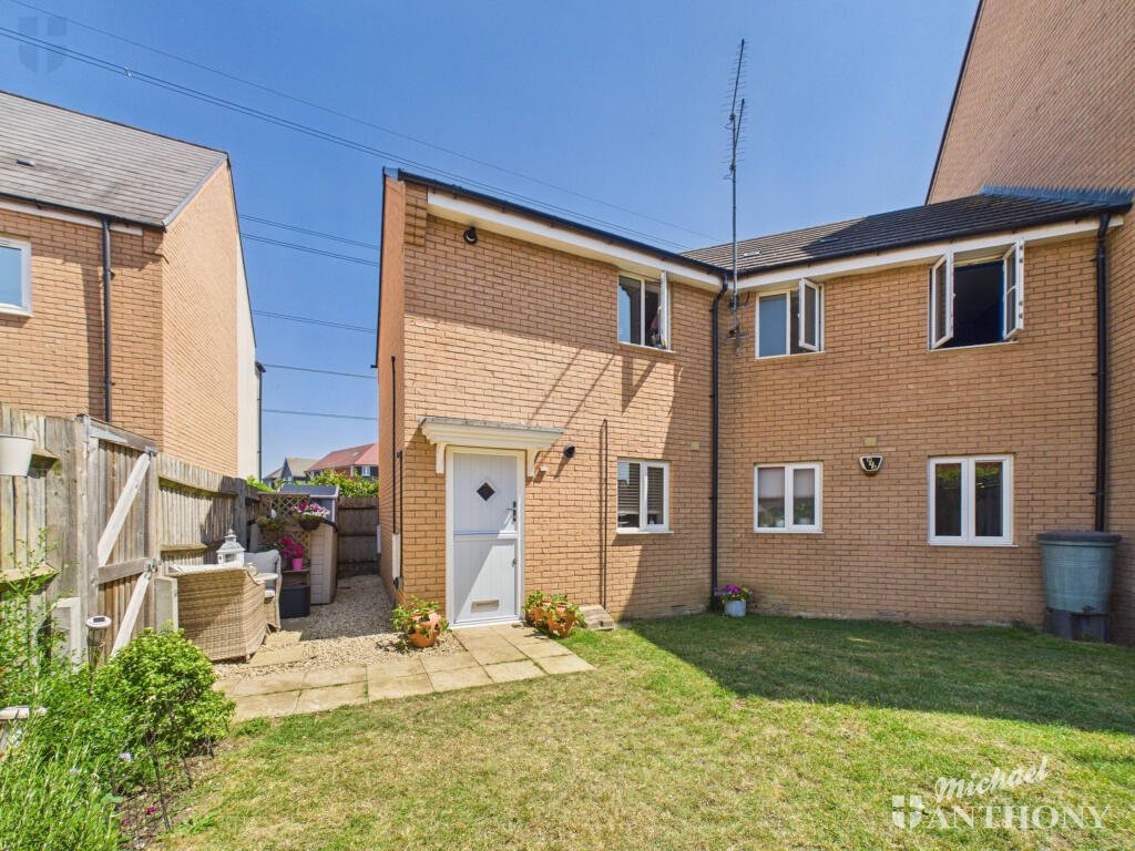 Main image of property: Paradise Orchard, Aylesbury, Buckinghamshire