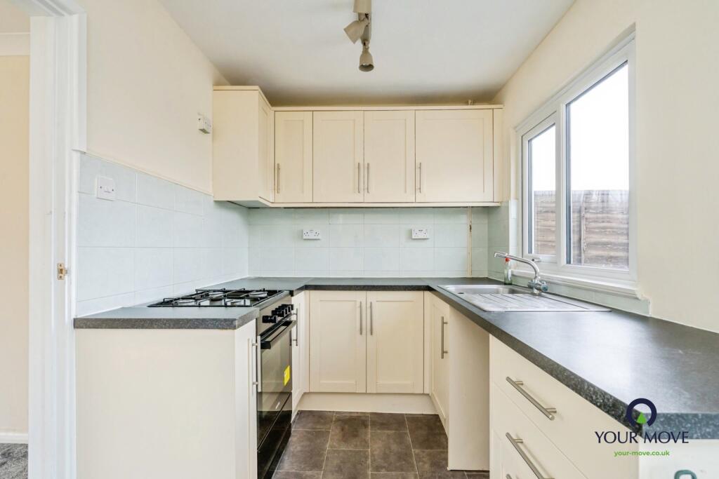 Holland Close, Bognor Regis, PO21 photo 2