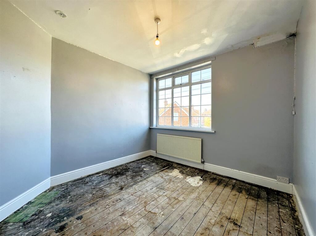 House in York, Barlby with Osgodby - More