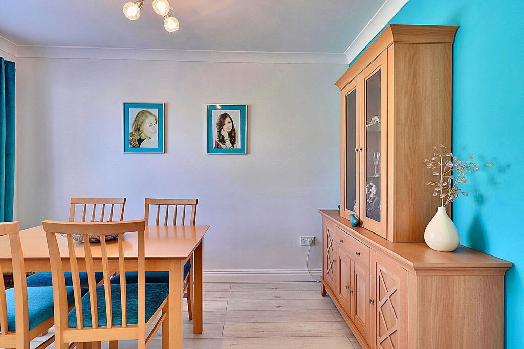 House in Crumlin, Caerphilly - More