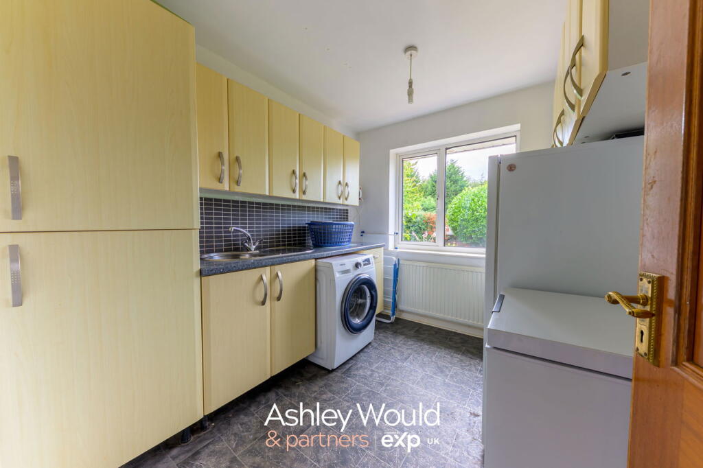 Additional image 11 of Barnford Crescent, Oldbury, B68 8PR