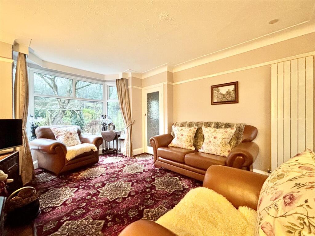 Thornton Road, Thornton, Bradford photo 5
