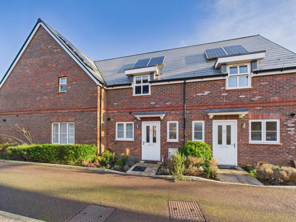 Main image of property: Hedges Way, Aylesbury