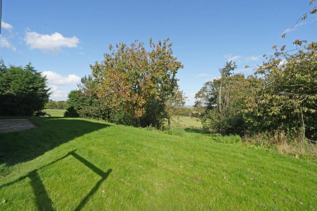 Round Ings Road, Outlane - View 4