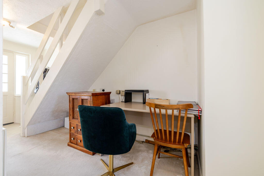 House in Redhill - More
