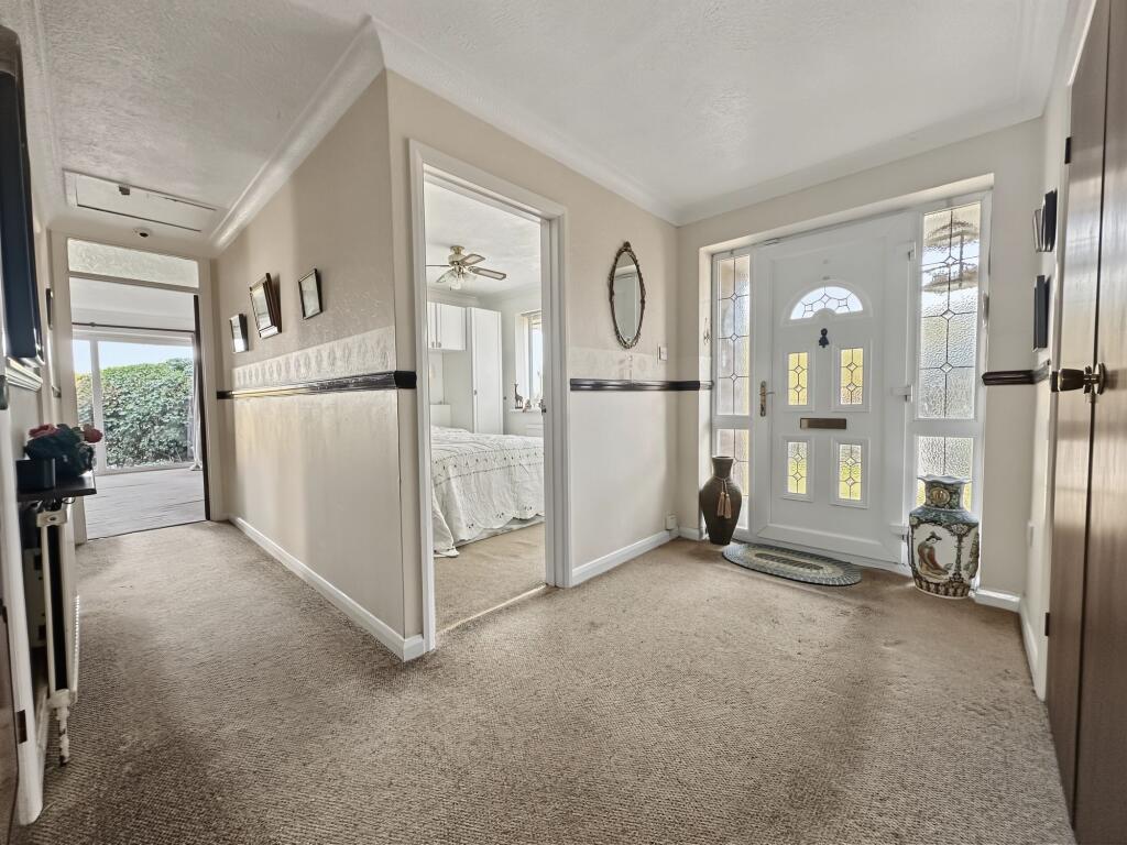 Pelham Rise, Peacehaven, BN10 8BD photo 3