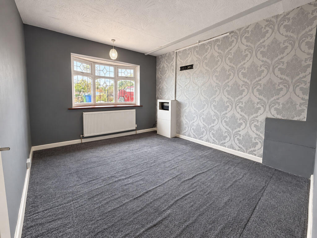 House in Cannock Chase, Hednesford - More