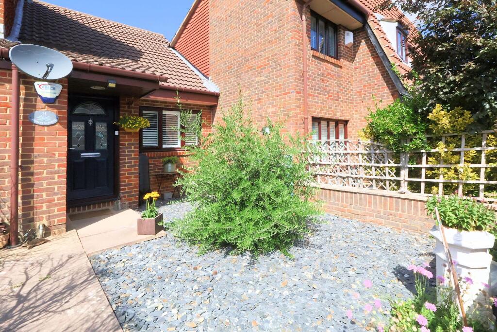 Main image of property: Parsley Gardens, Shirley Oaks Village